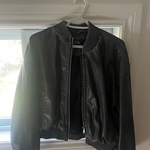 Zara Brown Bomber Jacket with Sleek Design